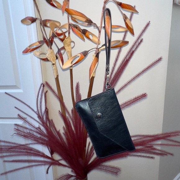 Handmade Blue Metallic Leather Clutch, Detachable Strap, Nickel Hardware, NWT - Picture 5 of 13